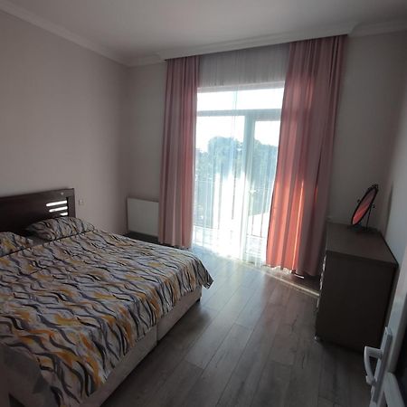 מצוונה קונצחי Olesya Guesthouse מראה חיצוני תמונה